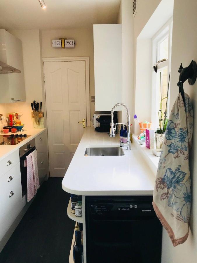 Colourful 2 Bed 2 Bath Tooting House Διαμέρισμα Λονδίνο Εξωτερικό φωτογραφία